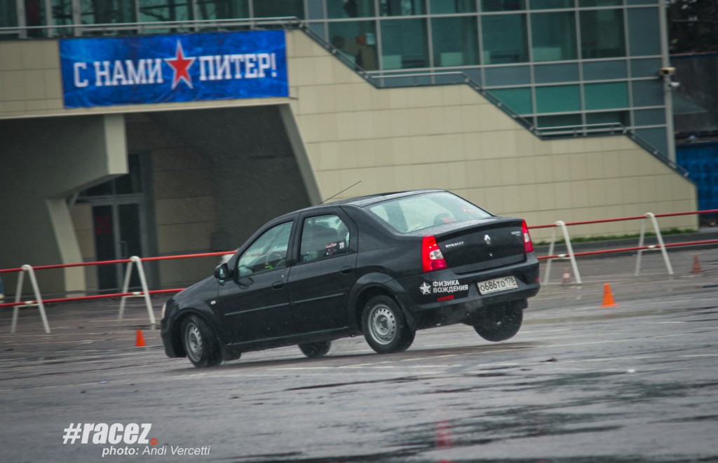 Renault Logan- ралли-спринт Санкт-Петербург Крестовский остров 26.04.2015